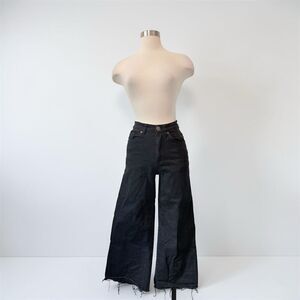 Lira Pacsun High Rise Black Denim Wide Leg Jeans 26” Crop